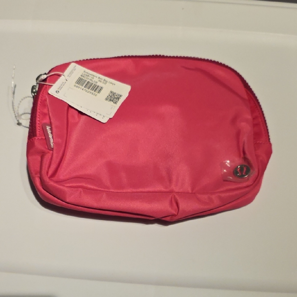 Lululemon Everywhere Belt Bag Large NWT